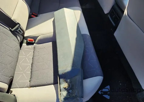 2021 Toyota Rav4 Xle из США, поврежденный, VIN JTMRWRFV9MD117409